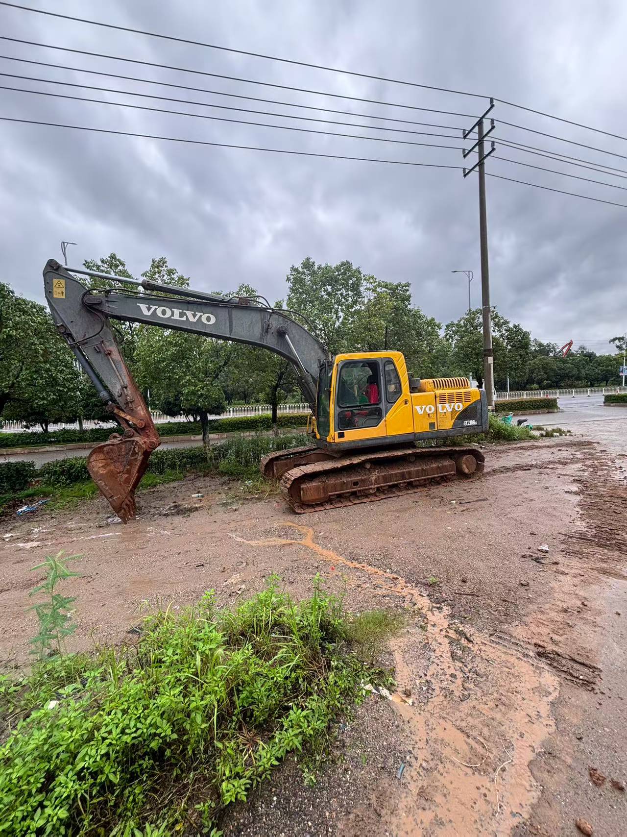 Buy Volvo Used Excavator / 2