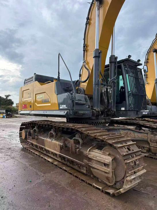 Buy XCMG XE600DK Used Excavator / 1