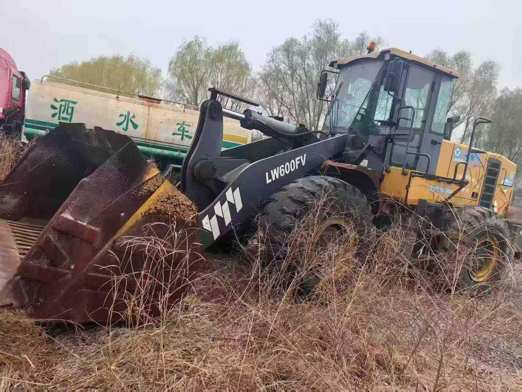 Buy XCMG LW600FV Used Loader / 3