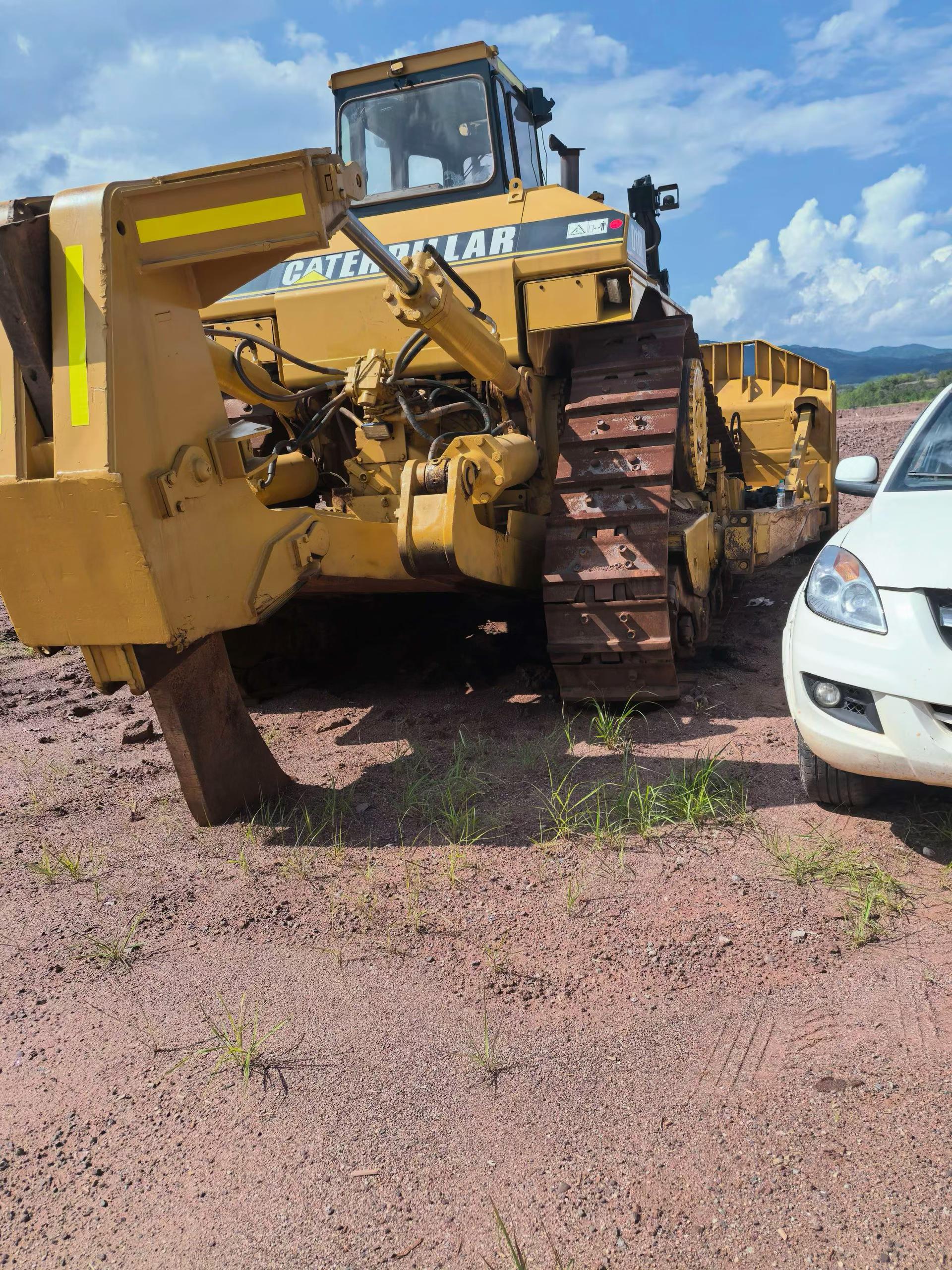 Buy Caterpillar Used Excavator / 2