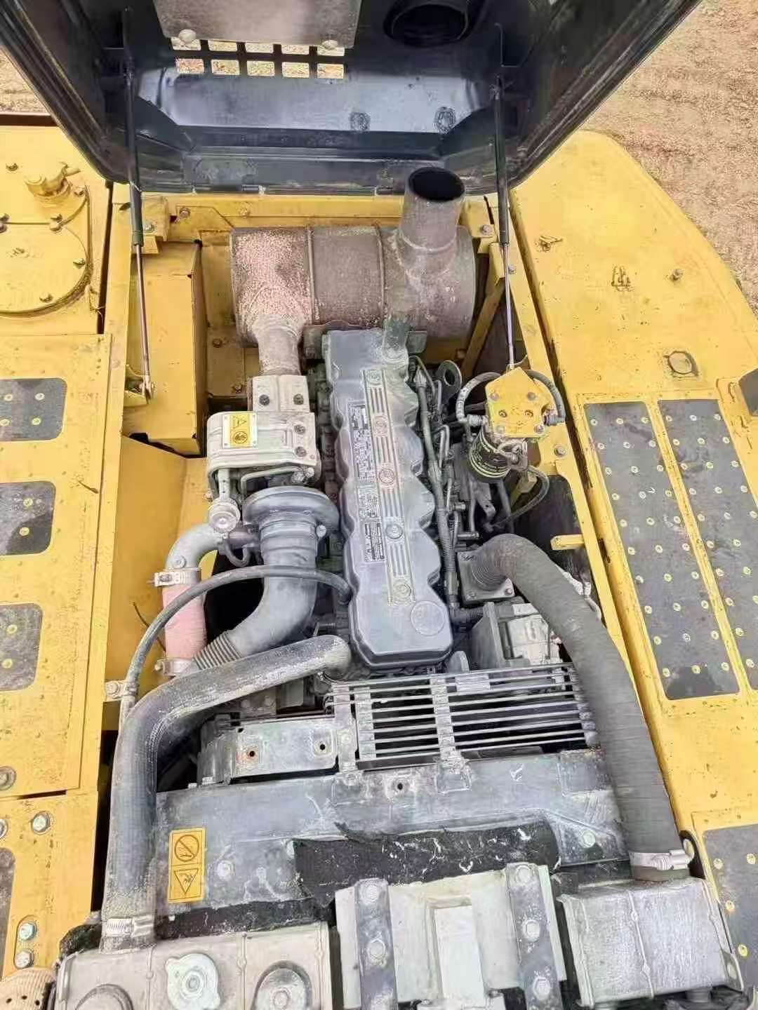 Buy Komatsu PC220 Used Excavator / 5