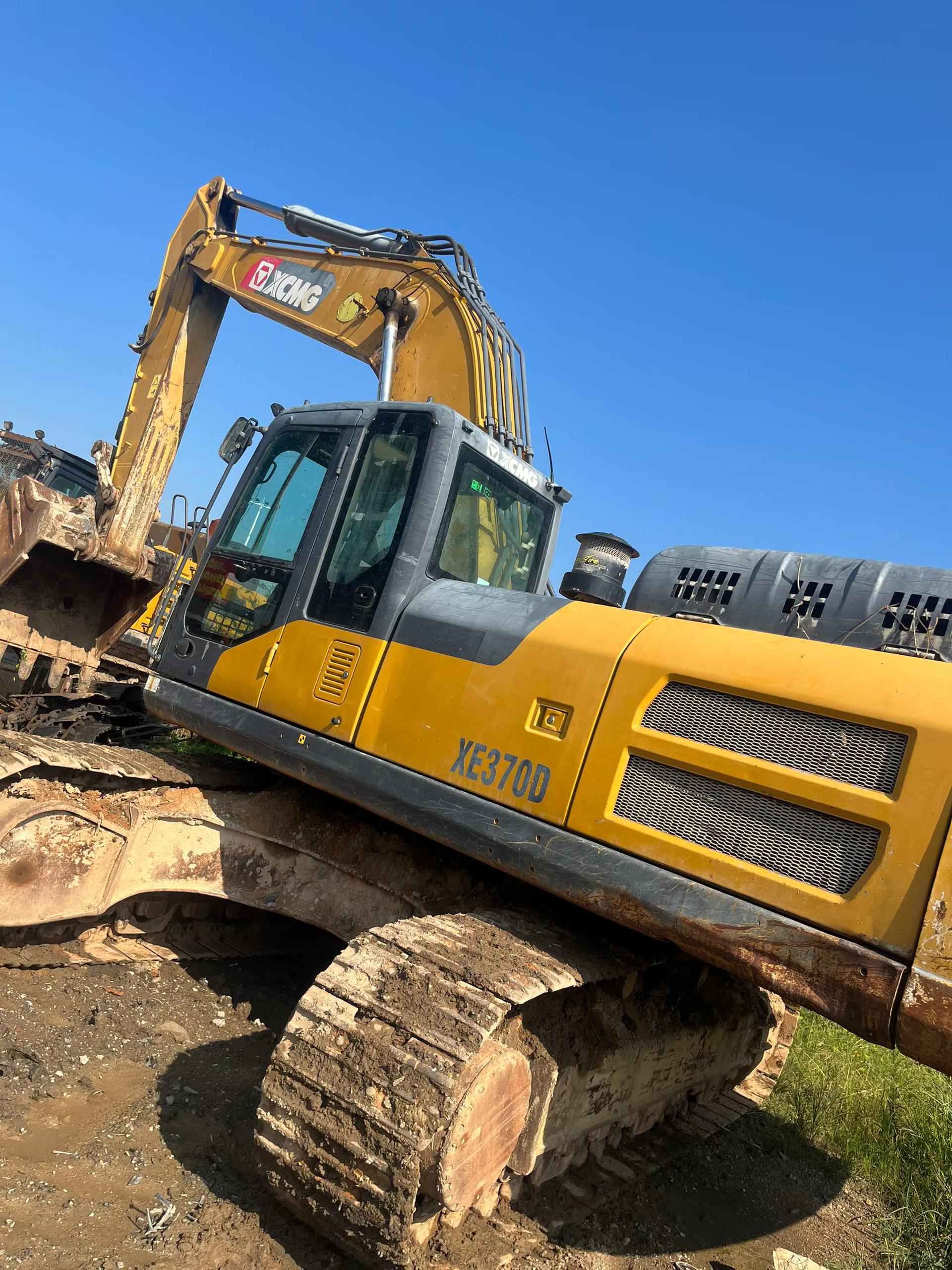 Buy XCMG XE370 Used Excavator / 6