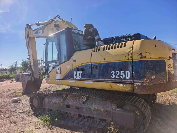 Buy Caterpillar 325D Used Excavator / 1