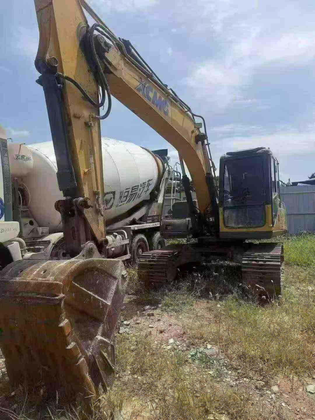 Buy XCMG XE150 Used Excavator / 5