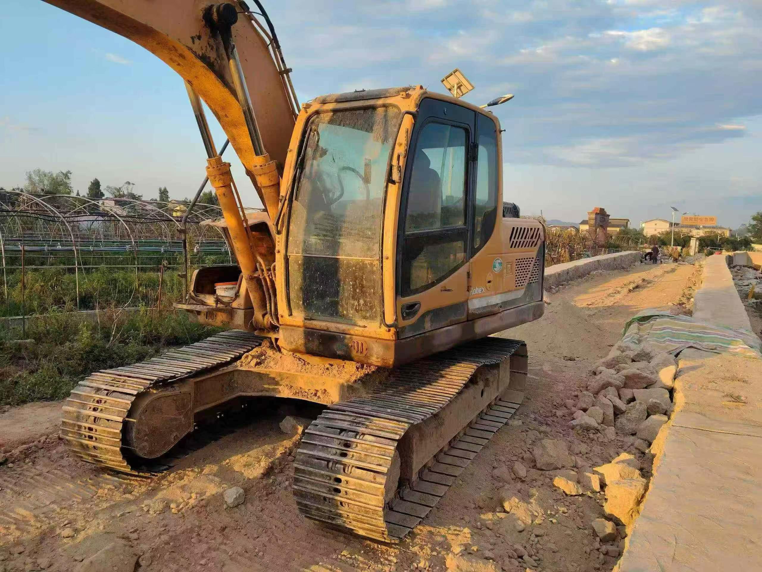 Buy Hyundai R150-7 Used Excavator / 7