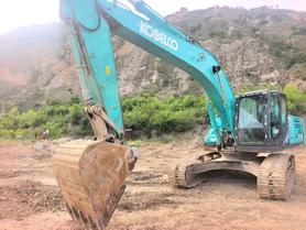 Buy Kobelco SK260 Used Excavator / 3 Buy Kobelco SK260 Used Excavator / 3