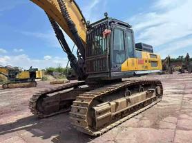 Buy XCMG XE550DK Used Excavator / 2 Buy XCMG XE550DK Used Excavator / 2