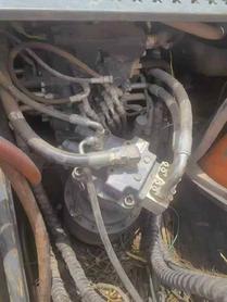 Buy Doosan DH215-7 Used Excavator / 4 Buy Doosan DH215-7 Used Excavator / 4
