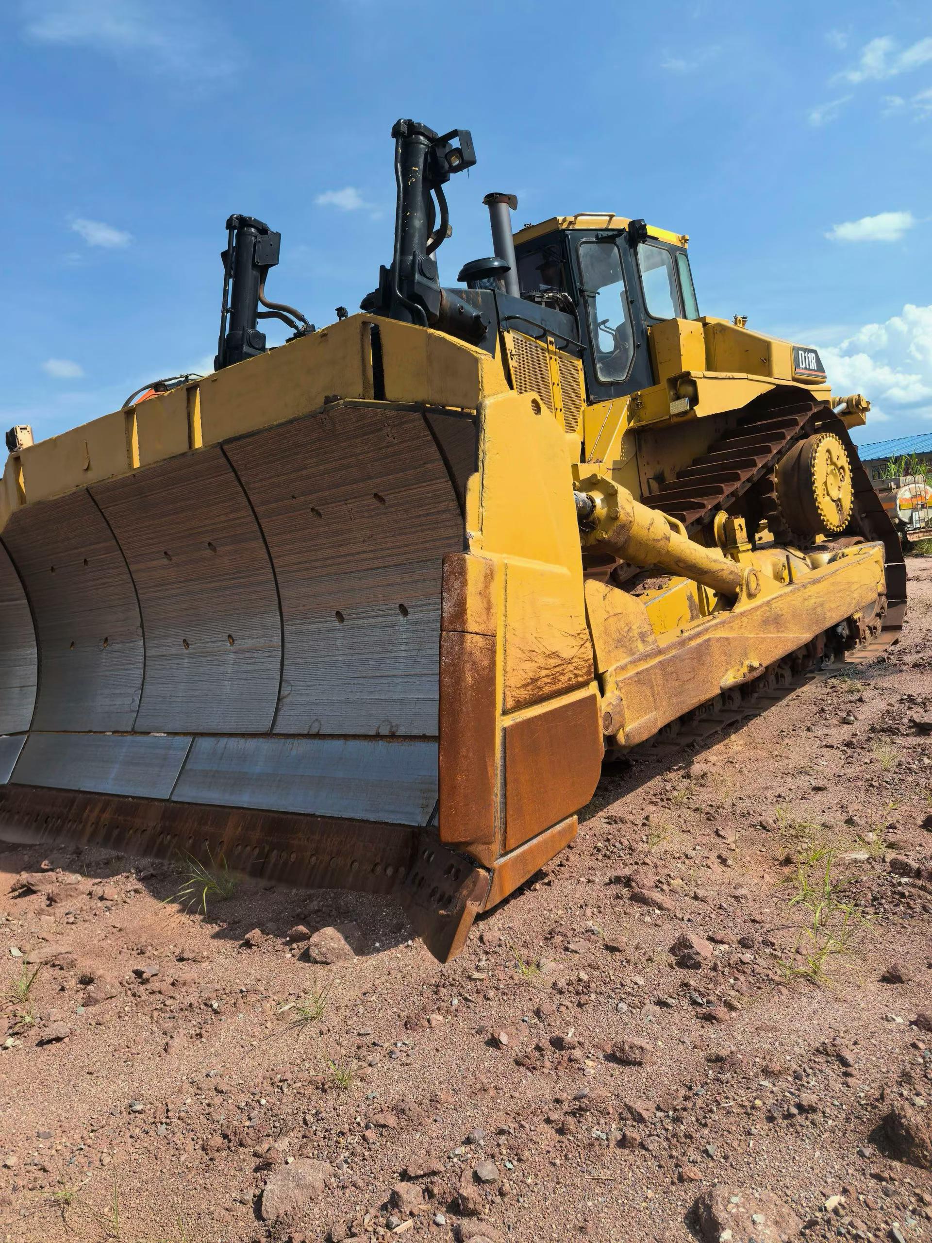 Buy Caterpillar Used Excavator / 5