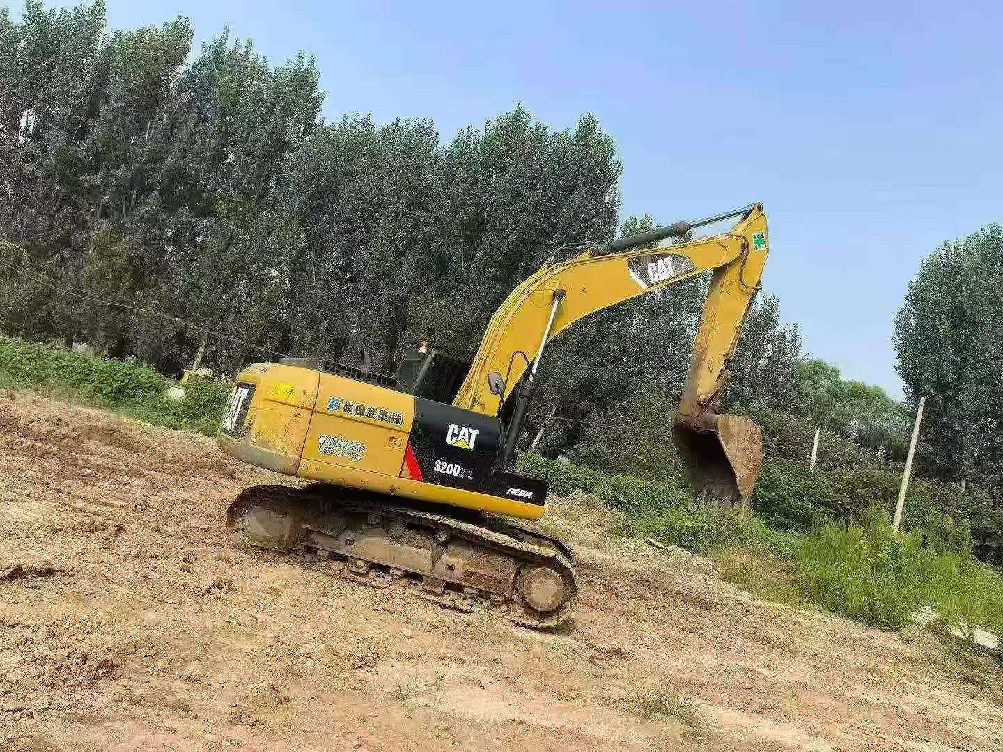 Buy Caterpillar 320D Used Excavator / 2