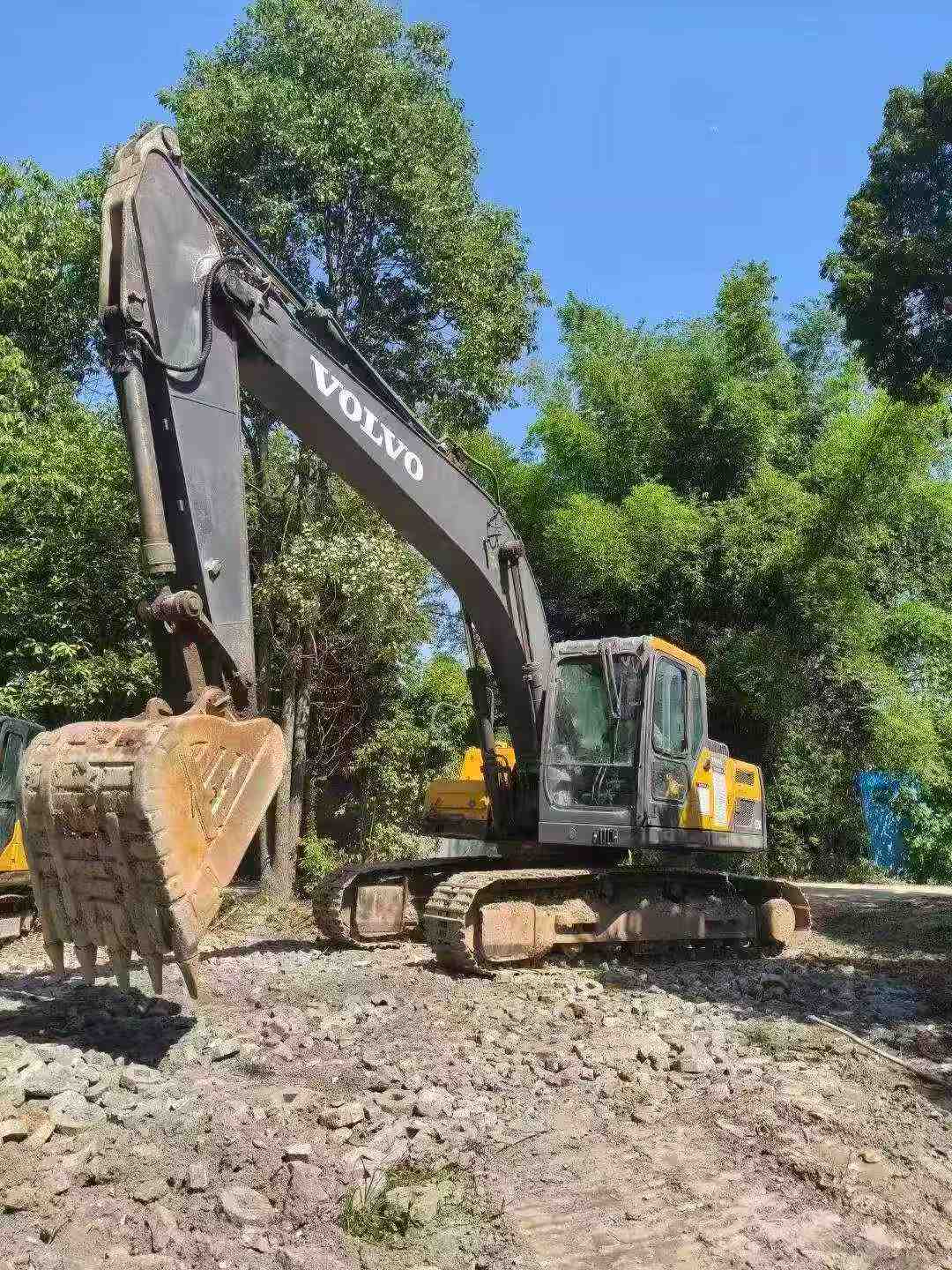 Buy Volvo EC210D Used Excavator / 3