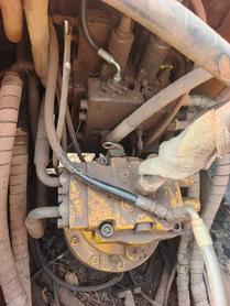 Buy Hyundai R215-7 Used Excavator / 3 Buy Hyundai R215-7 Used Excavator / 3