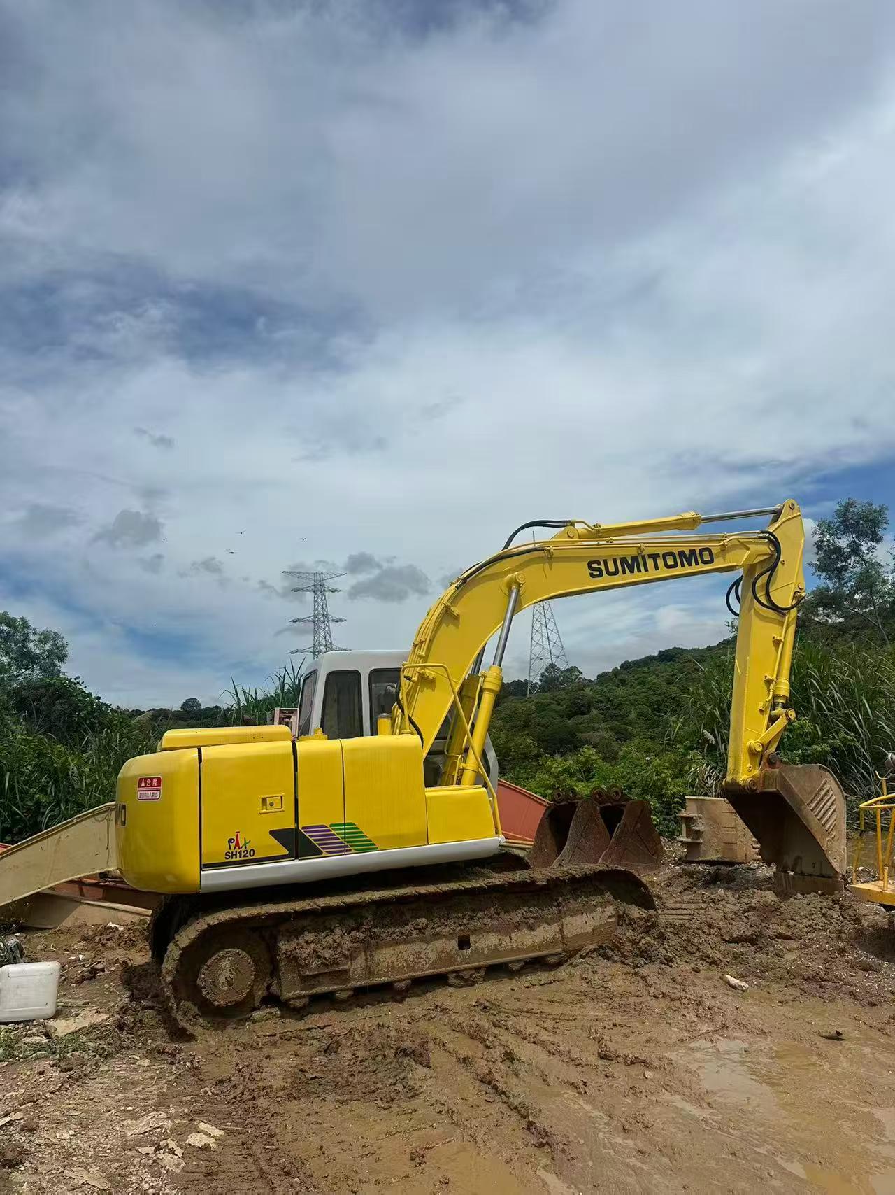 Buy Sumitomo SH120 Used Excavator / 3