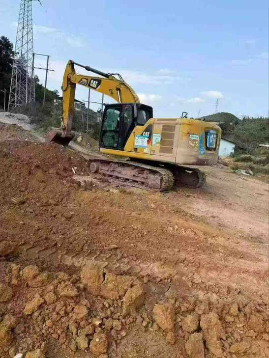 Buy Caterpillar 320A Used Excavator / 1