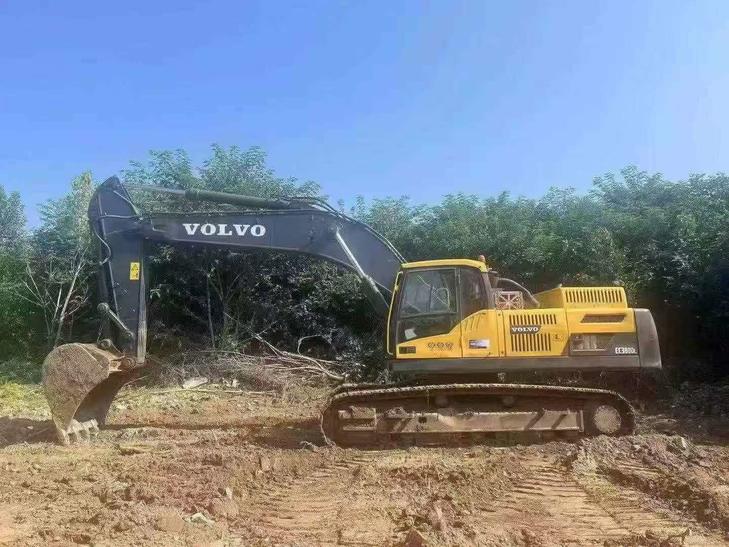 Buy Volvo EC380D Used Excavator / 1