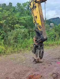 Buy Hyundai R80G Used Excavator / 3 Buy Hyundai R80G Used Excavator / 3