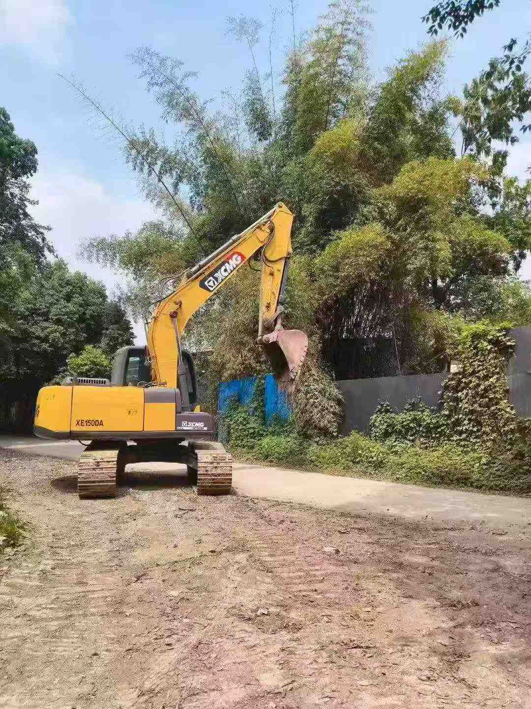 Buy XCMG XE150 Used Excavator / 7
