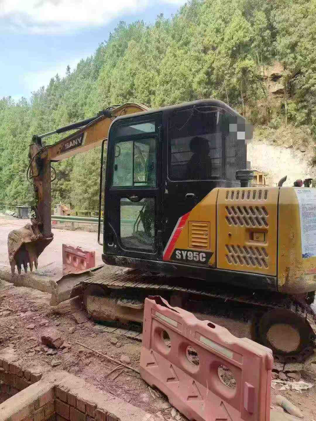 Buy Sany SY75 Used Excavator / 4