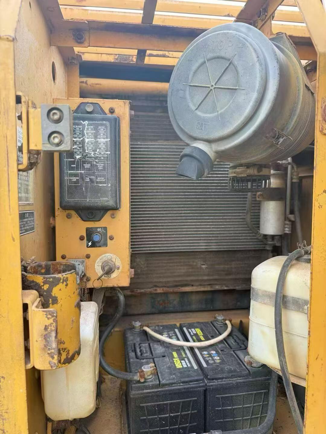 Buy Caterpillar 311C Used Excavator / 8