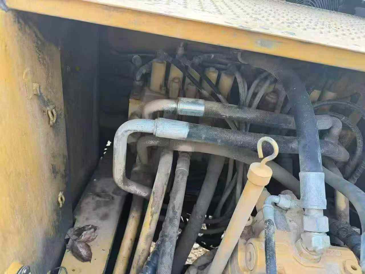Buy Caterpillar 326DL Used Excavator / 8