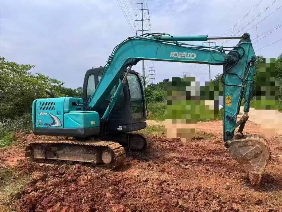 Buy Kobelco SK75 Used Excavator / 2