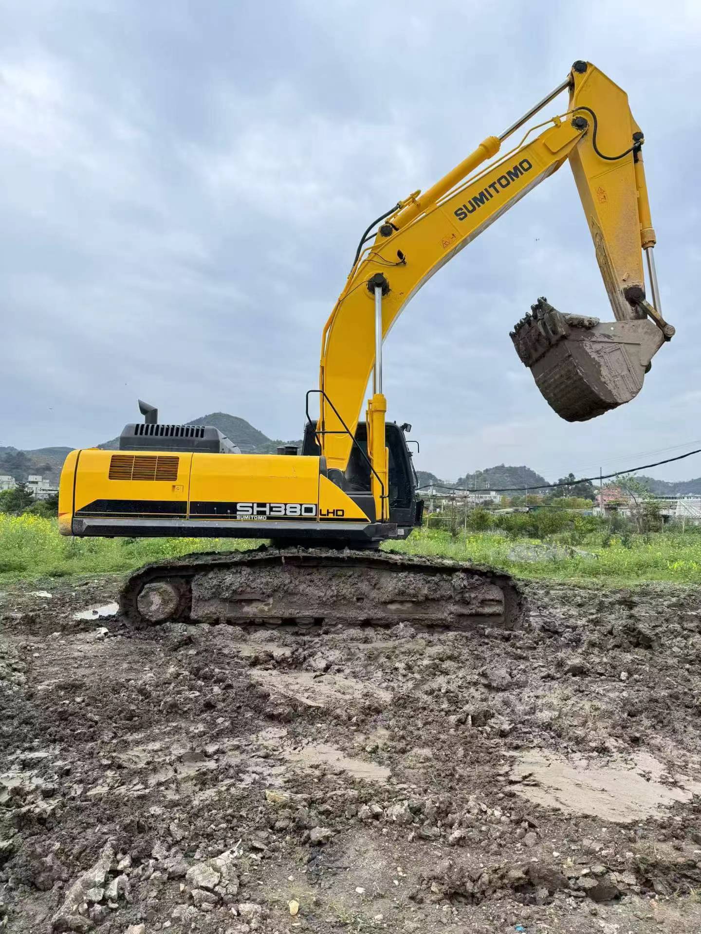 Buy Sumitomo SH380-6 Used Excavator / 2