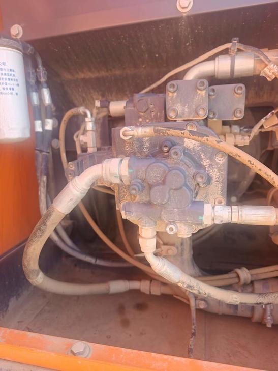 Buy Doosan DX215-9CN Used Excavator / 1