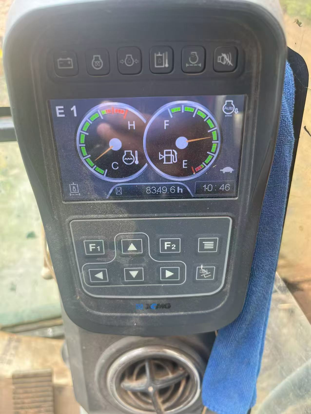 Buy XCMG XE75C Used Excavator / 4
