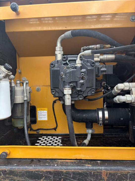 Buy Sany SY205C Used Excavator / 1
