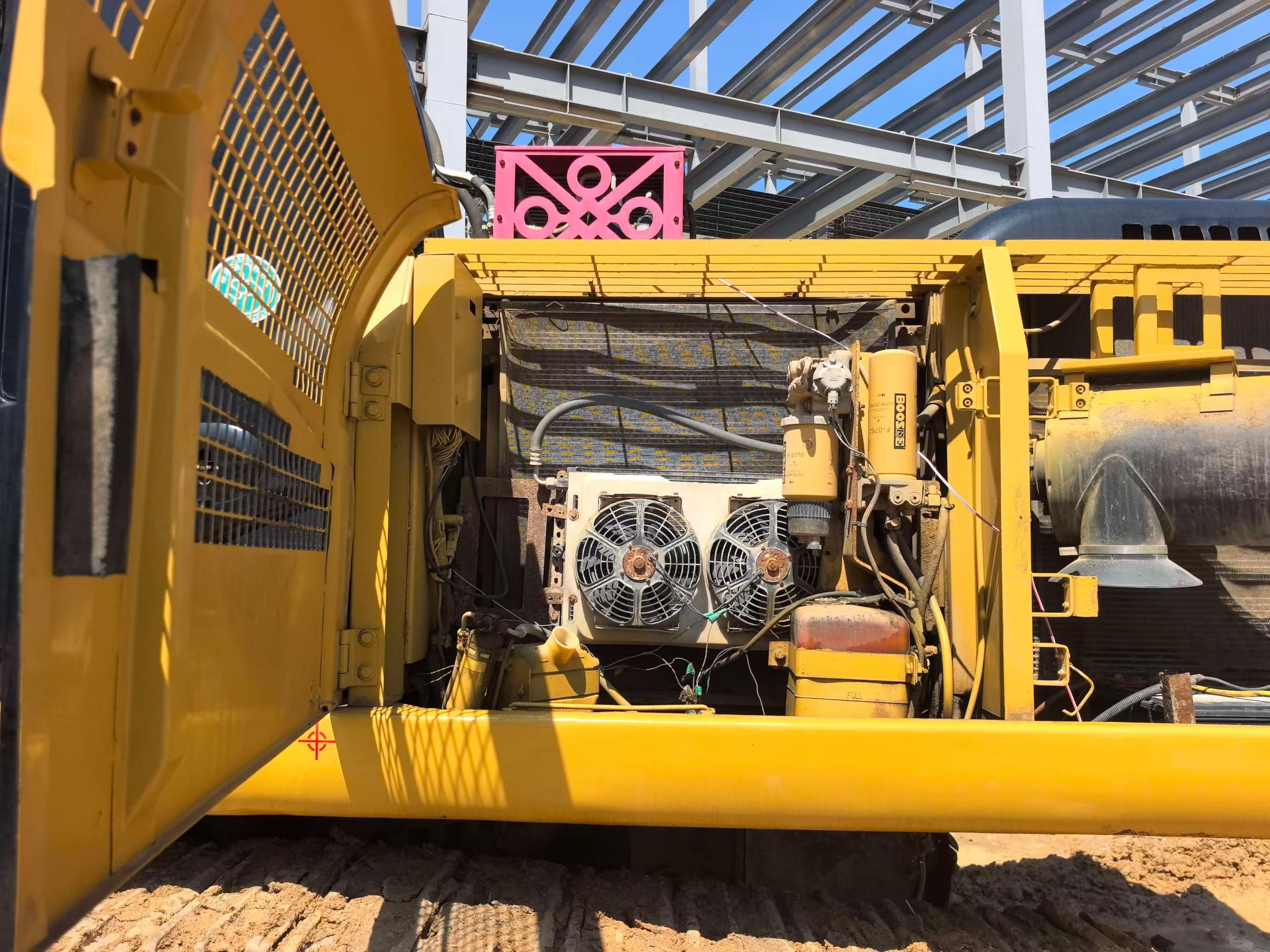 Buy Caterpillar 330C Used Excavator / 3