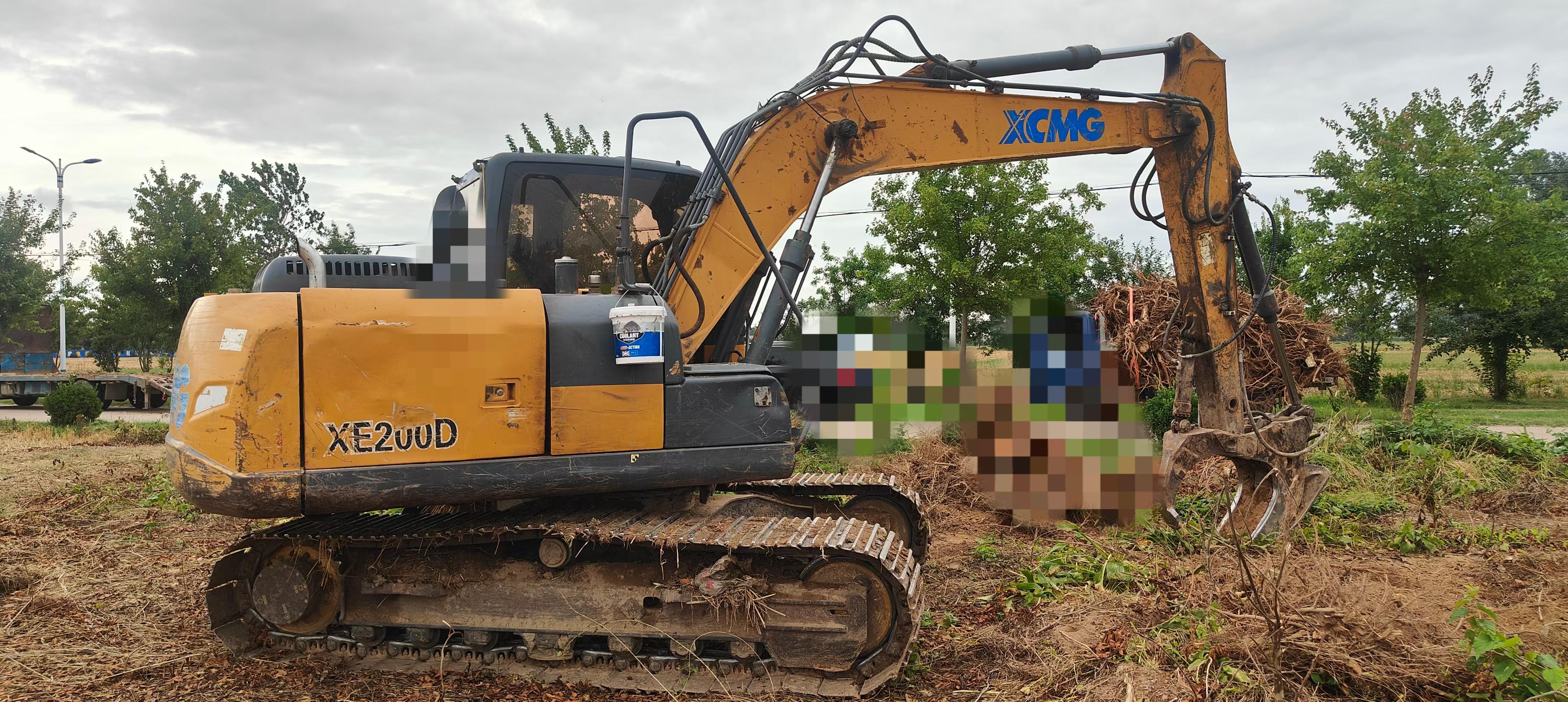 Buy XCMG XE150 Used Excavator / 2
