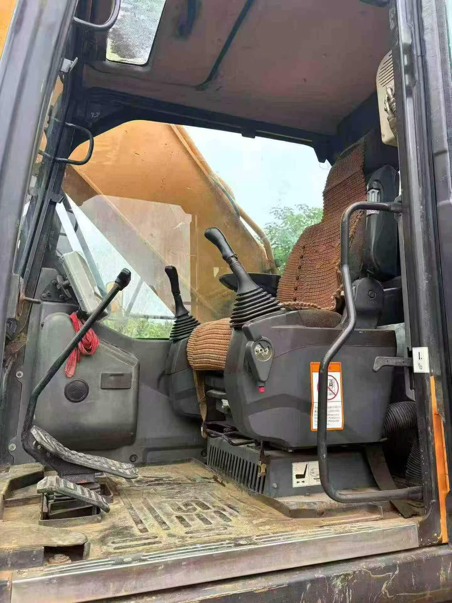 Buy Sany SY235C-8 Used Excavator / 2