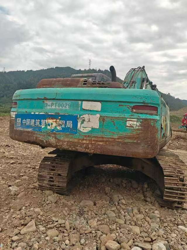 Buy Kobelco SK250 Used Excavator / 2