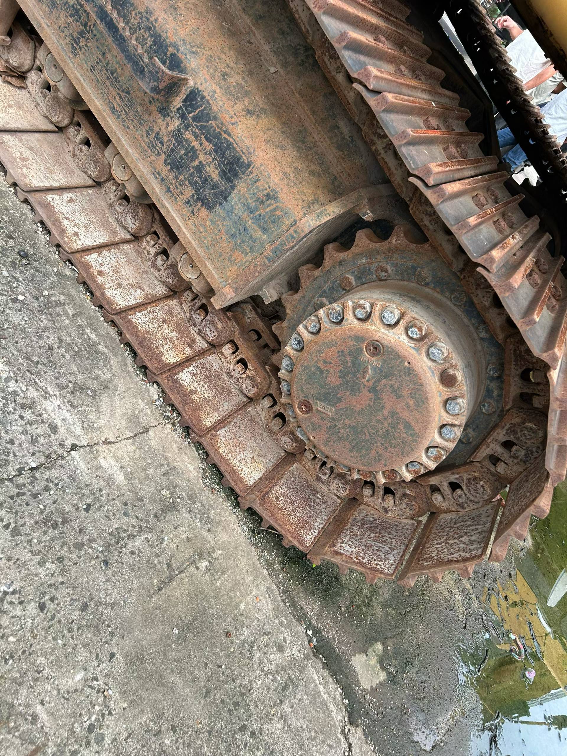 Buy Caterpillar 330B Used Excavator / 5