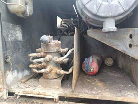 Buy Hitachi EX200-5 Used Excavator / 4 Buy Hitachi EX200-5 Used Excavator / 4
