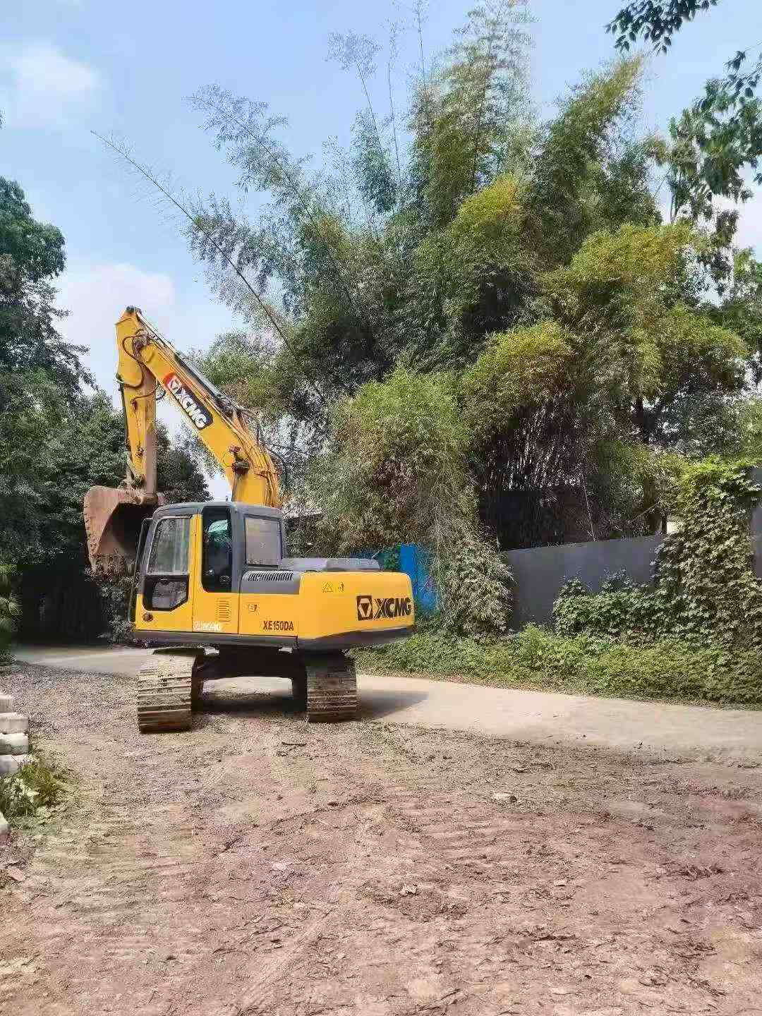 Buy XCMG XE150 Used Excavator / 6