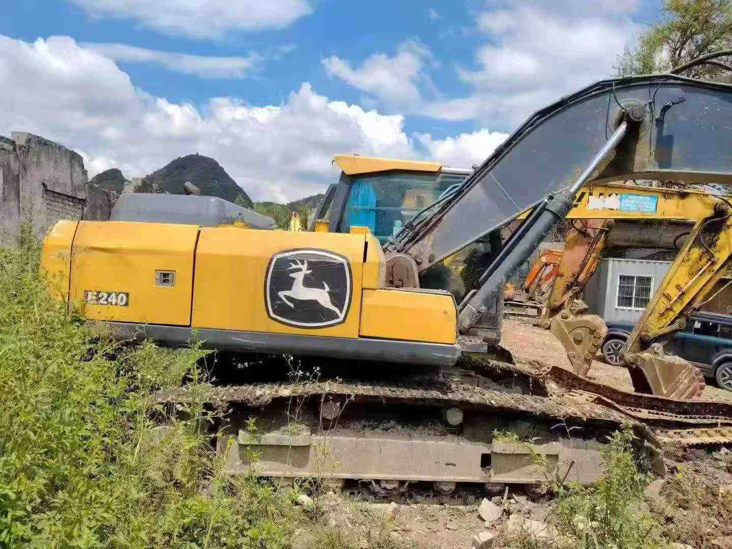 Buy JohnDeere 17D Used Excavator / 2