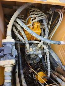 Buy Sany SY135 Used Excavator / 5 Buy Sany SY135 Used Excavator / 5