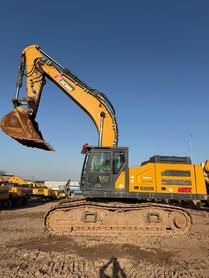 Buy XCMG XE600DK Used Excavator / 2 Buy XCMG XE600DK Used Excavator / 2