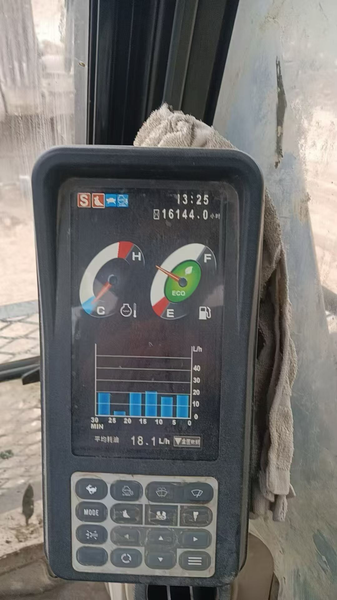 Buy Kobelco SK380D Used Excavator / 3