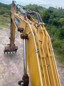 Buy Sany SY205C Used Excavator / 5 Buy Sany SY205C Used Excavator / 5
