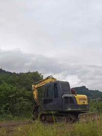 Buy Hyundai R80G Used Excavator / 9 Buy Hyundai R80G Used Excavator / 9