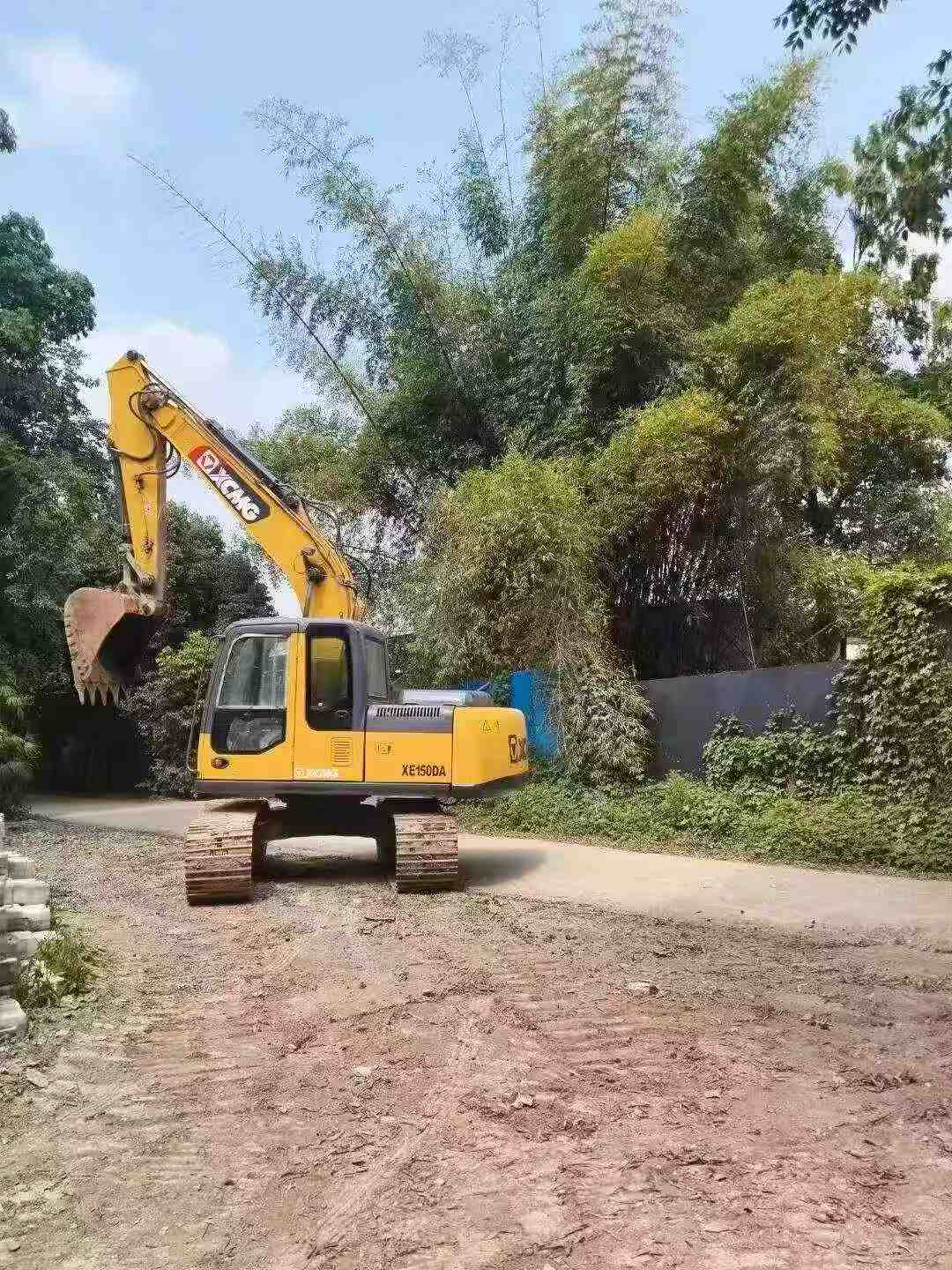 Buy XCMG XE150 Used Excavator / 5