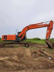 Buy Hitachi EX200-5 Used Excavator / 2 Buy Hitachi EX200-5 Used Excavator / 2