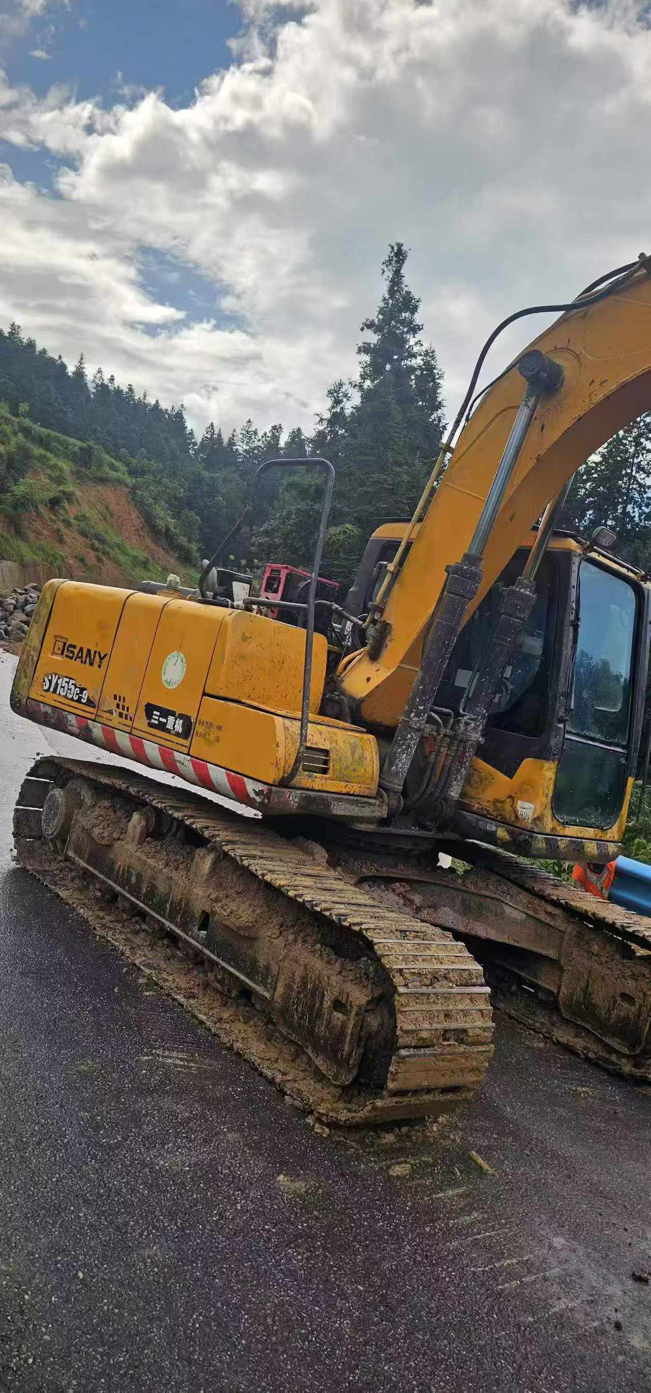 Buy Sany SY135 Used Excavator / 3