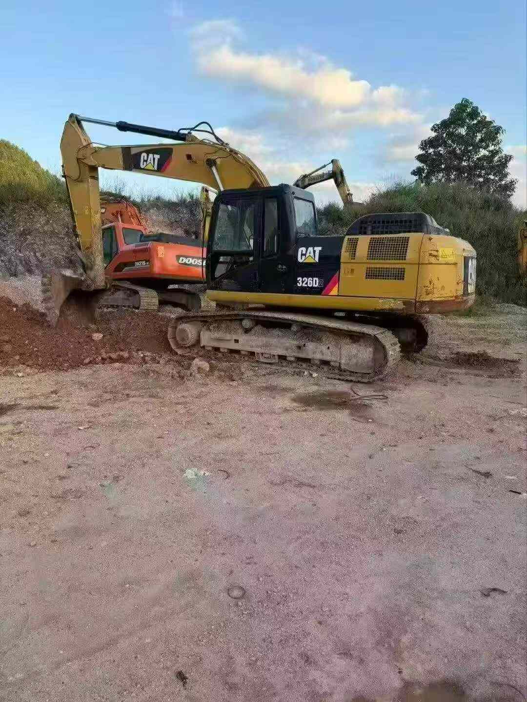 Buy Caterpillar 326DL Used Excavator / 9