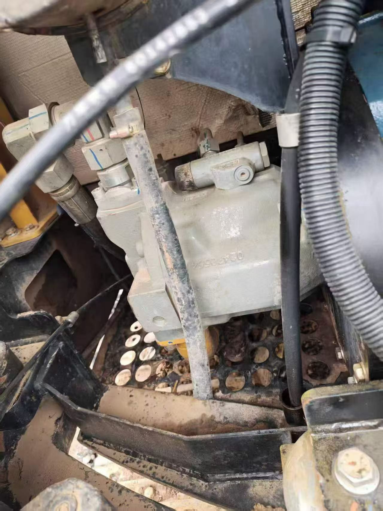 Buy Sany SY60 Used Excavator / 5