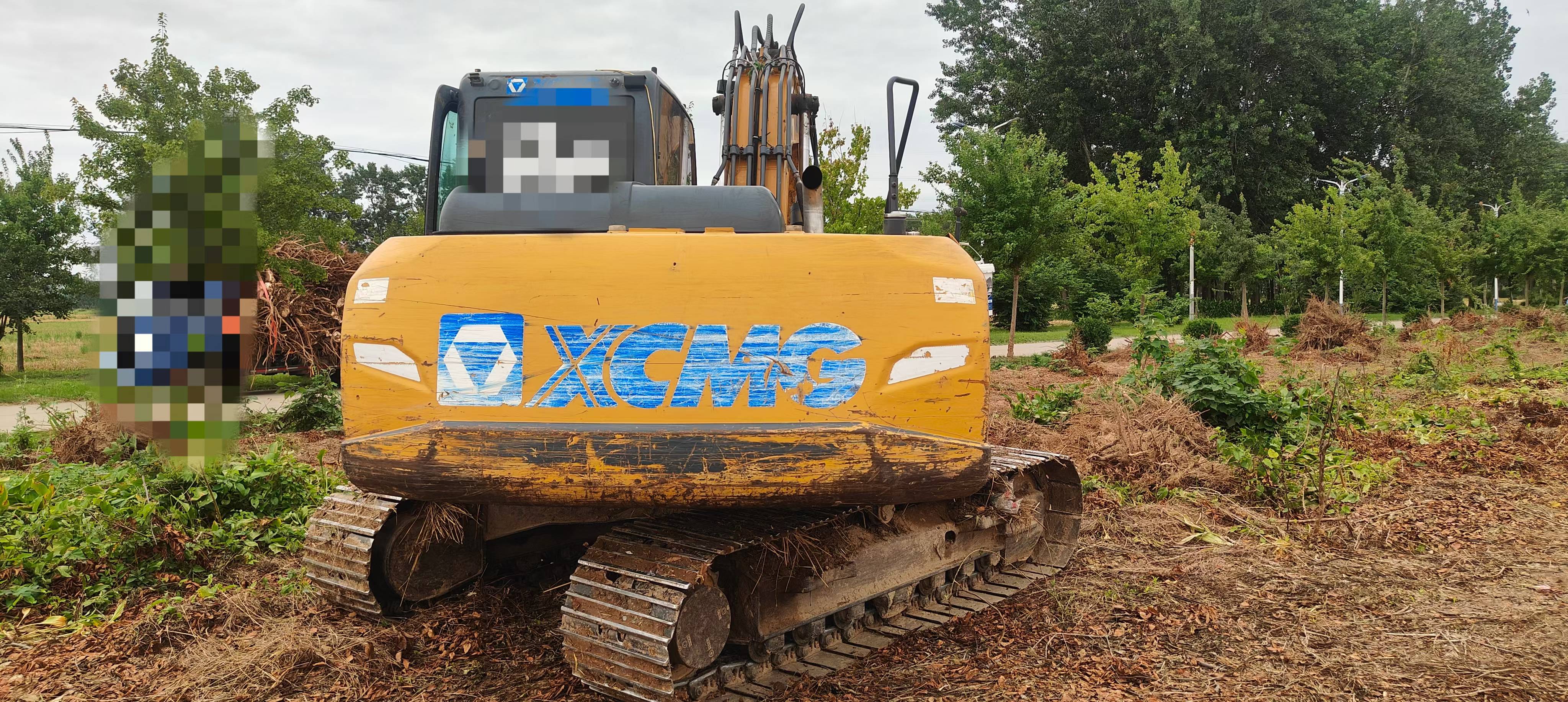 Buy XCMG XE150 Used Excavator / 3