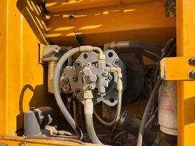 Buy XCMG XE215 Used Excavator / 4 Buy XCMG XE215 Used Excavator / 4
