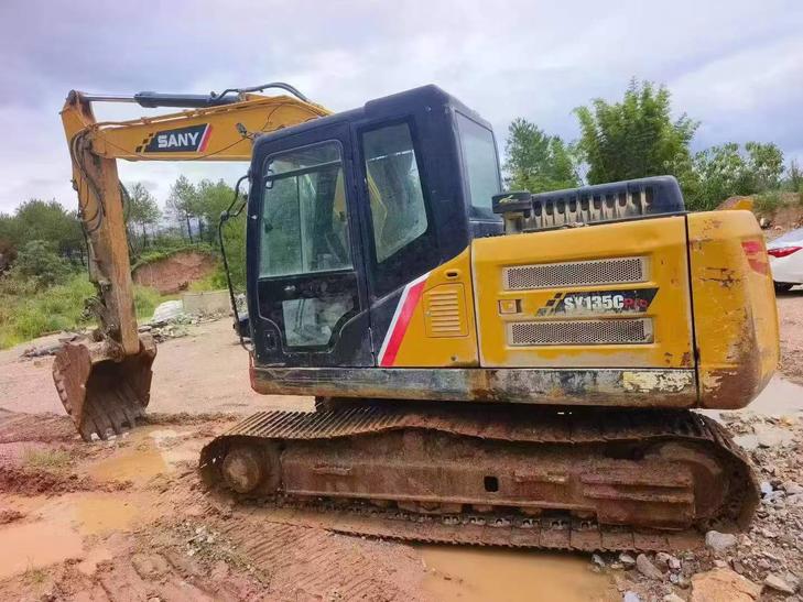 Buy Sany SY135 Used Excavator / 1